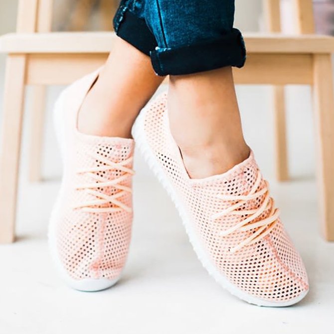 Bonnie Knit Sneakers
